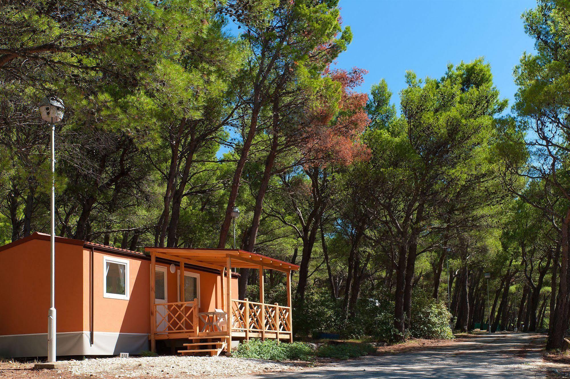 Mobile Homes Basko Polje Campground Baška Voda Esterno foto